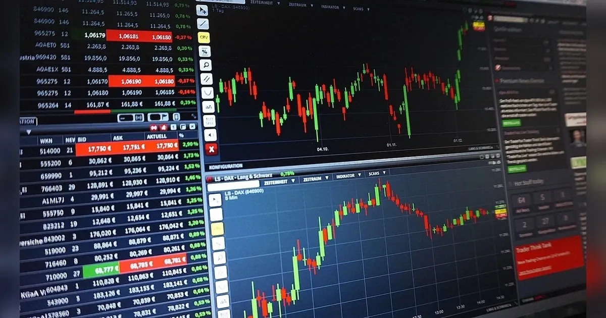 Trading At The Speed Of Light: High Frequency Trading And Market Liquidity Dynamics