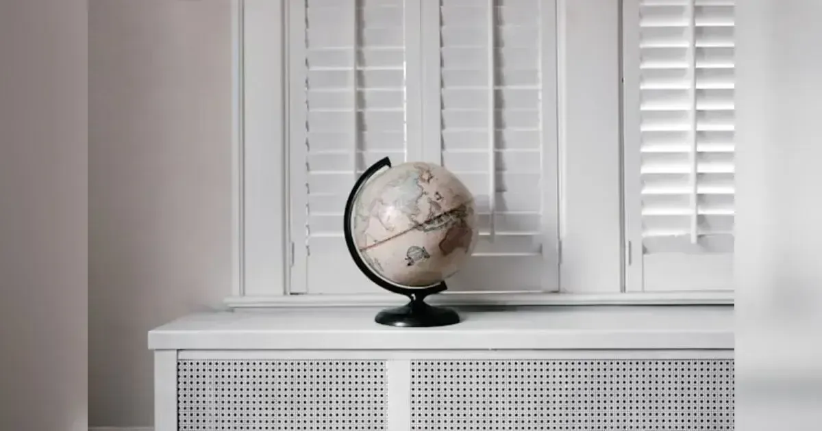 Investing In An Unstable World: Strategies For Financial Resilience In Volatile Markets.