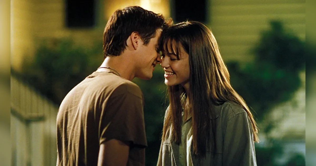 Confessions Of A Hopeless Romantic: Embracing The Magic Of Love
