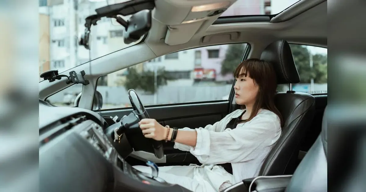 Driving Anxiety: How To Build Confidence Behind The Wheel