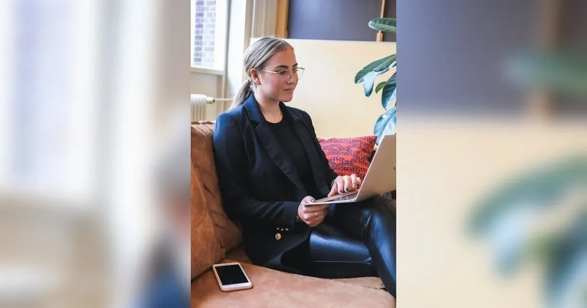 Land Your Dream Job: A Guide For Entry Level Professionals
