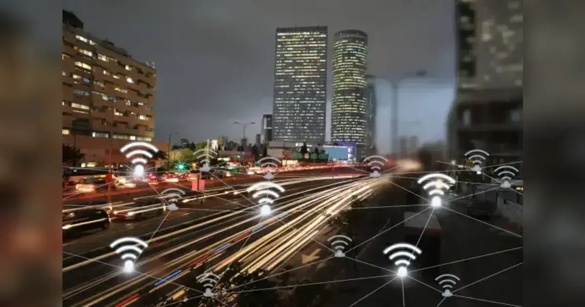 Strategies For Universal Internet Access In Undeserved Rural And Urban Communities