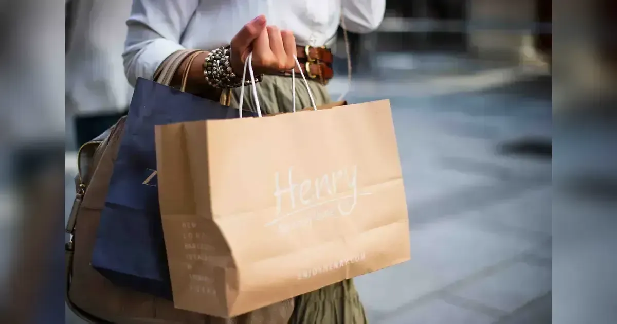 How To Stop Overspending When Shopping