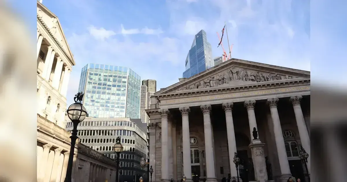How Blockchain Is Changing The Banking Sector