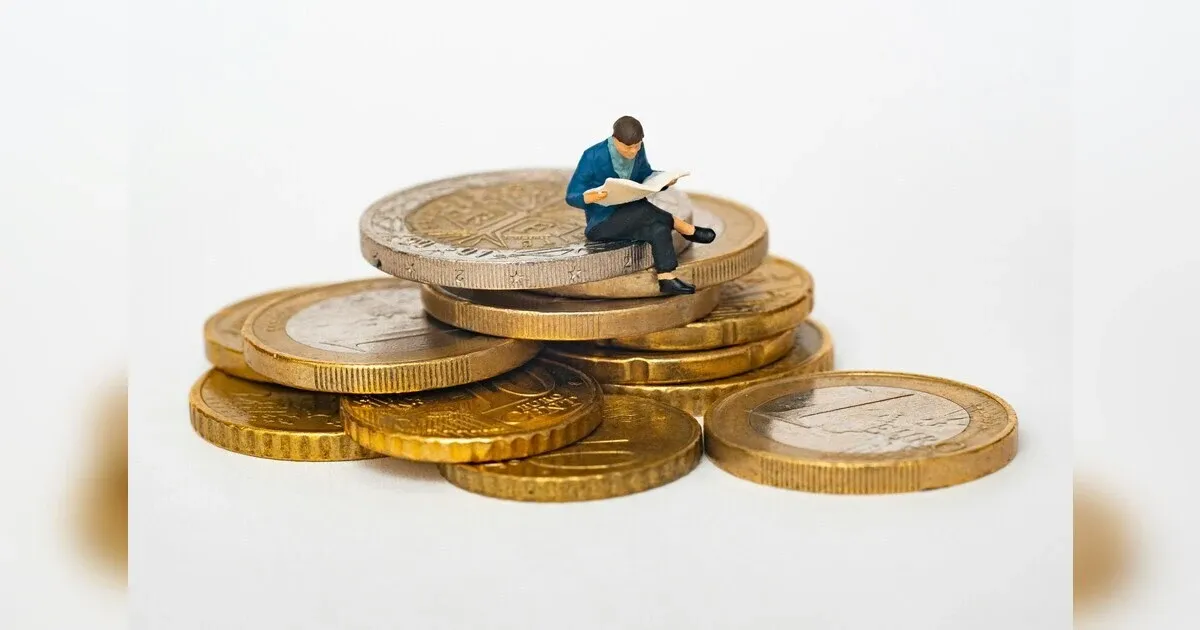 Featured image for Beyond Connectivity: The Economic Implications Of The Digital Age