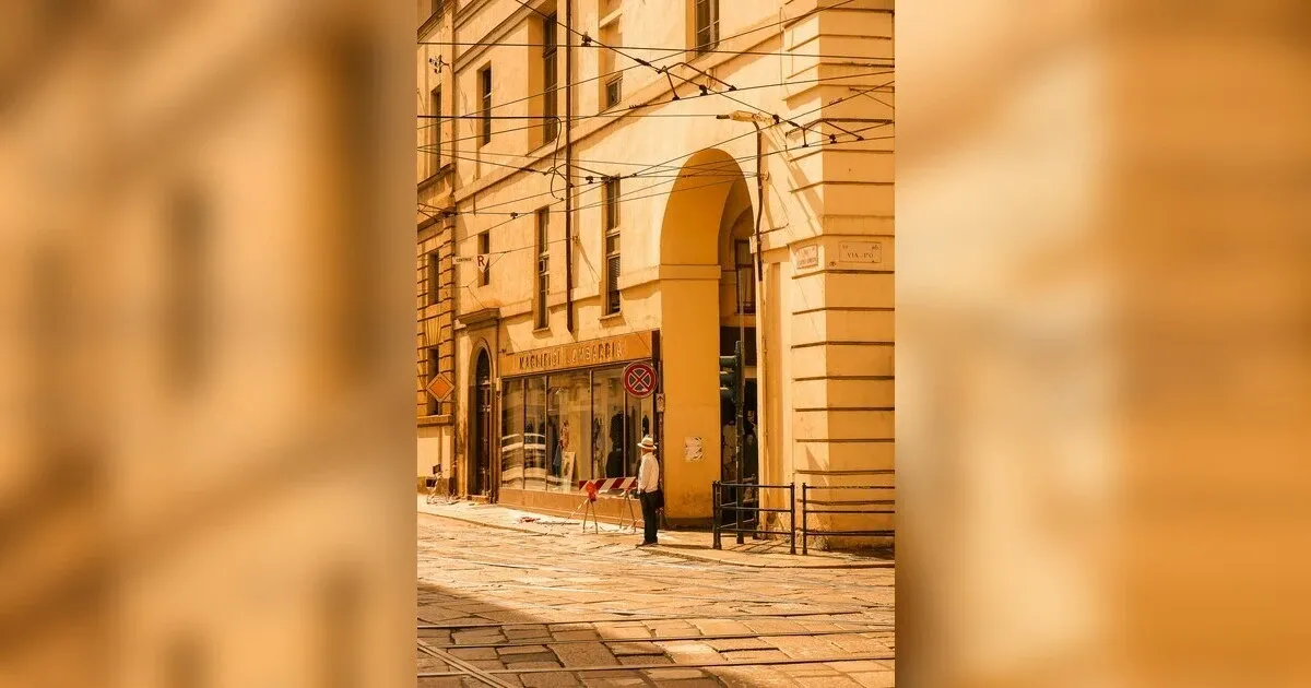 Featured image for Mastering The Art Of Travel Budgeting: Ensuring Financial Freedom